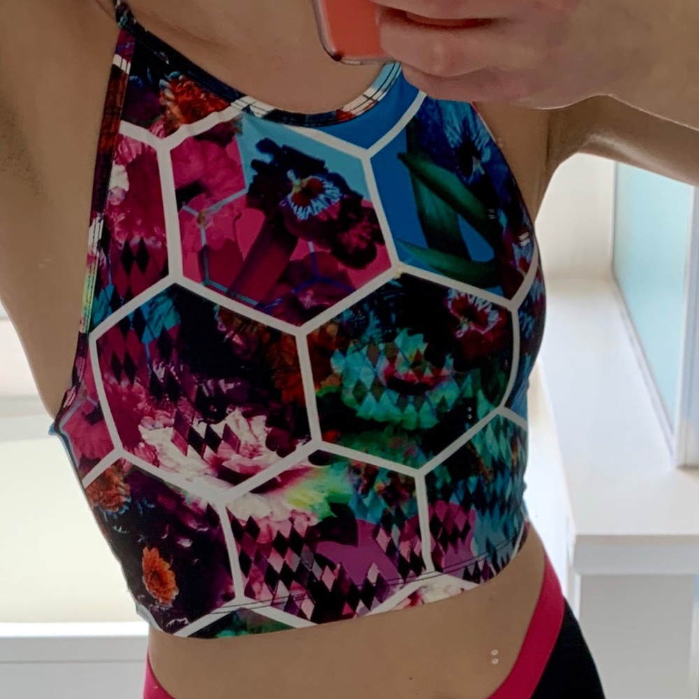 Betsy Johnson Colorful Athletic Crop Top - Picture 4 of 5
